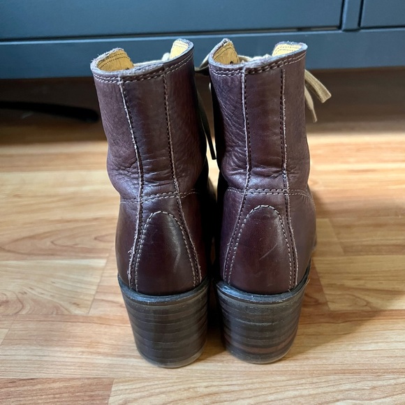 Frye Sabrina Lace Up Ankle Boots - Picture 5 of 13